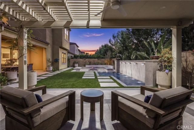 64 Bellatrix, Irvine, CA 92618