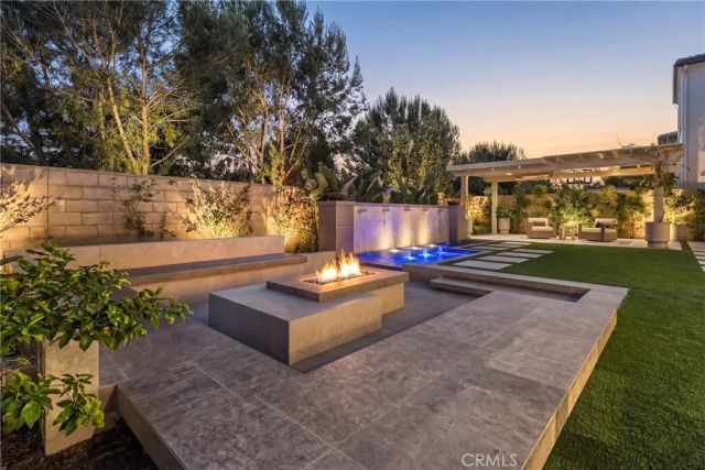 64 Bellatrix, Irvine, CA 92618