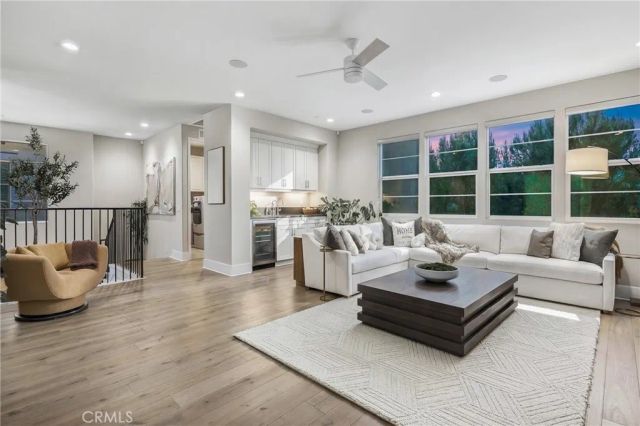 64 Bellatrix, Irvine, CA 92618