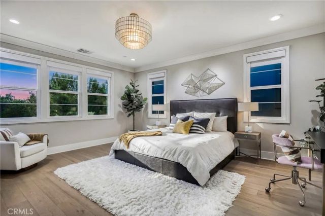 64 Bellatrix, Irvine, CA 92618