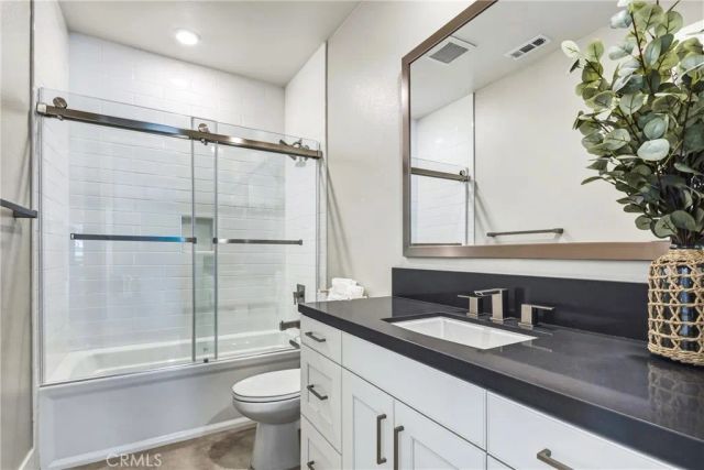 64 Bellatrix, Irvine, CA 92618