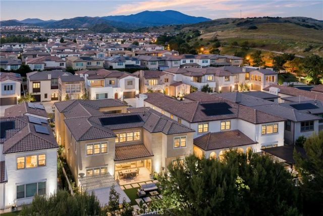 64 Bellatrix, Irvine, CA 92618