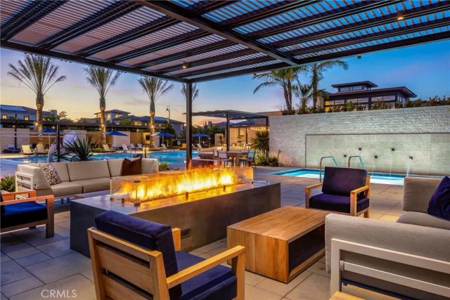 64 Bellatrix, Irvine, CA 92618