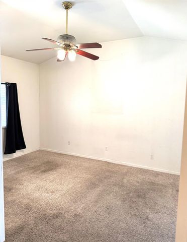 10201 N Whitney Avenue, Fresno, CA 93730