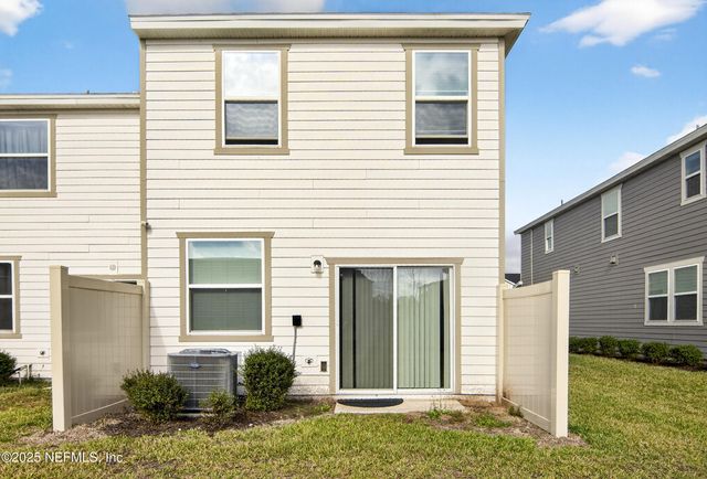 9810 FIDDLEBACK Lane, Jacksonville, FL 32222