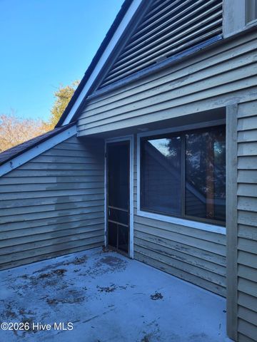 104 Live Oak Drive, Wrightsville Beach, NC 28480