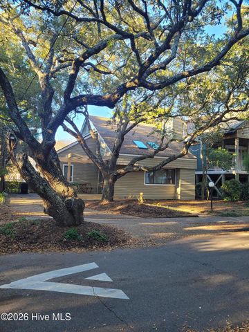104 Live Oak Drive, Wrightsville Beach, NC 28480