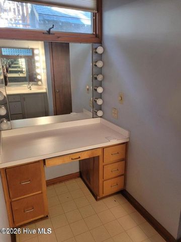 104 Live Oak Drive, Wrightsville Beach, NC 28480