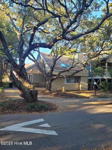104 Live Oak Drive, Wrightsville Beach, NC 28480