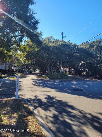 104 Live Oak Drive, Wrightsville Beach, NC 28480