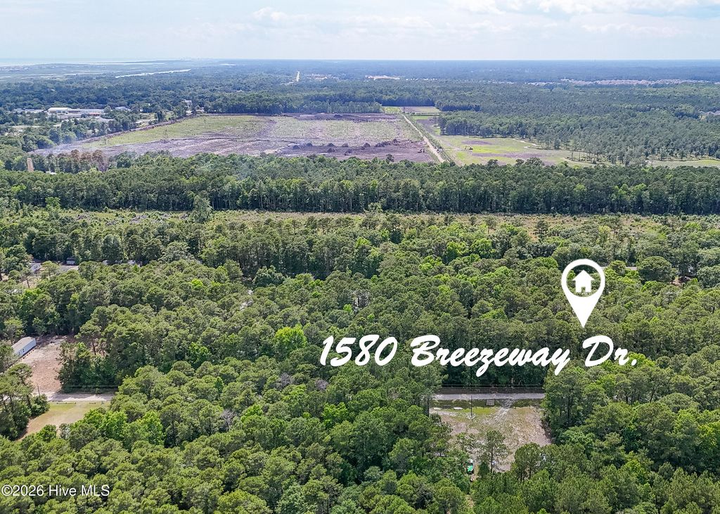 1580 Breezeway Drive SW, Ocean Isle Beach, NC 28469