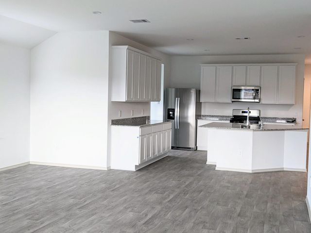 7102 Sunset Creek Drive, Richmond, TX 77469