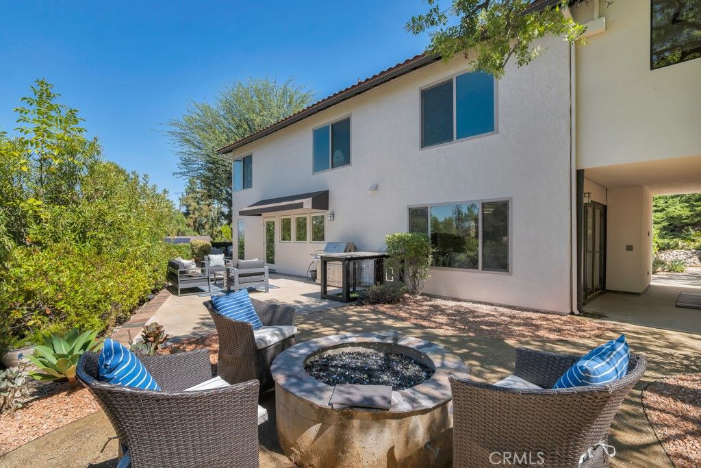 4481 Deanwood Drive, Woodland Hills, CA 91364 — photo 2