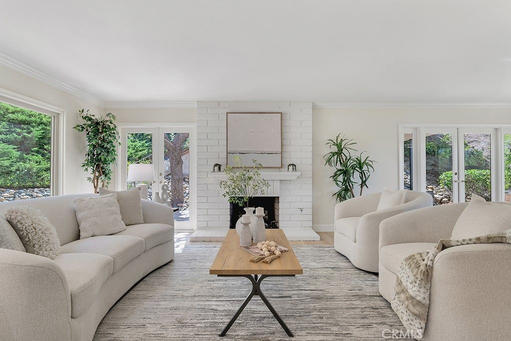 4481 Deanwood Drive, Woodland Hills, CA 91364 — photo 5