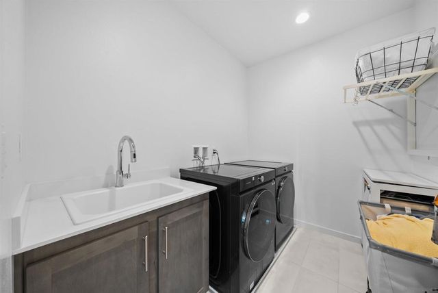 39392 Corvina Ln, Temecula, CA 92591