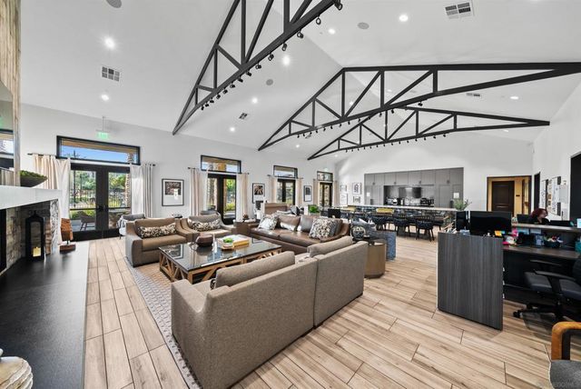 39392 Corvina Ln, Temecula, CA 92591