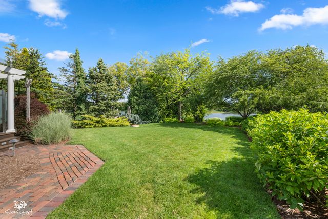 17649 S Richmond Road, Plainfield, IL 60586