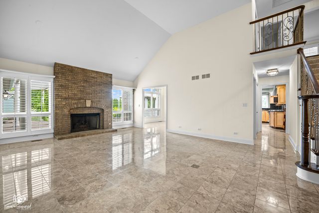 17649 S Richmond Road, Plainfield, IL 60586