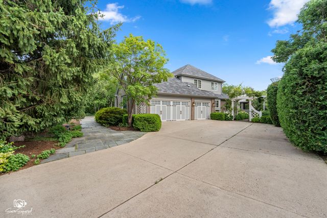 17649 S Richmond Road, Plainfield, IL 60586