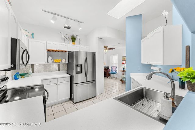 70 Coral Sea Way 25, Satellite Beach, FL 32937