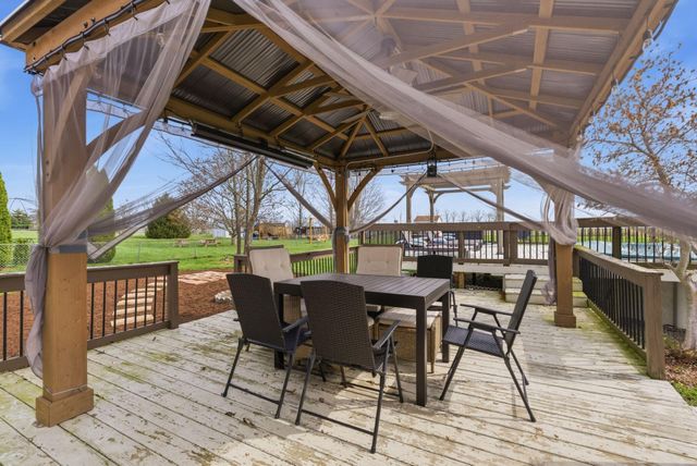 235 Shelton Way, Mt Sterling, KY 40353