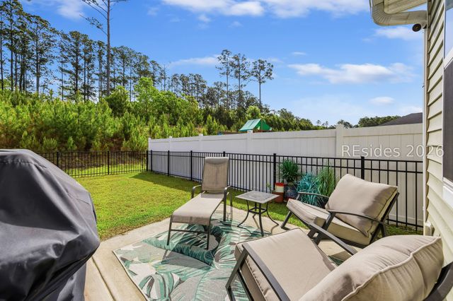 44 Hartwell Rd, Bluffton, SC 29910