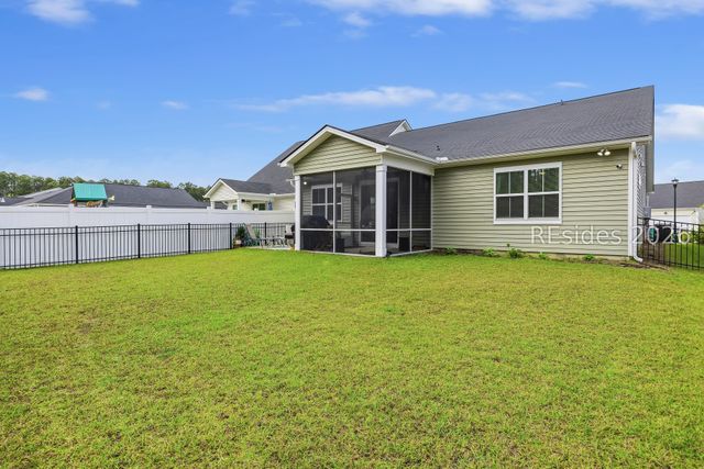 44 Hartwell Rd, Bluffton, SC 29910
