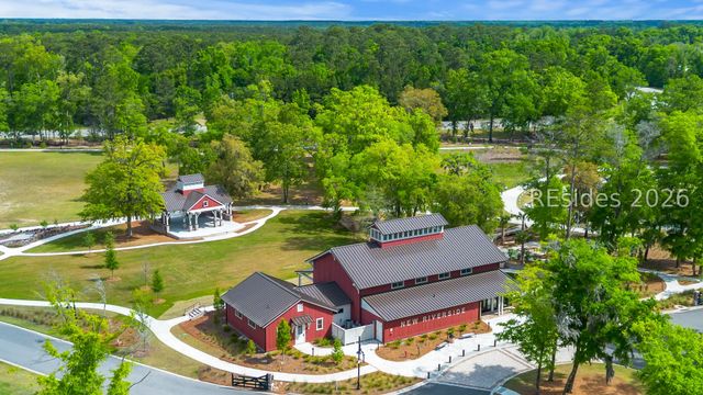 44 Hartwell Rd, Bluffton, SC 29910