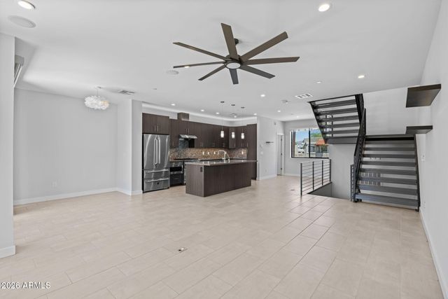 3233 N 70TH Street 1023, Scottsdale, AZ 85251