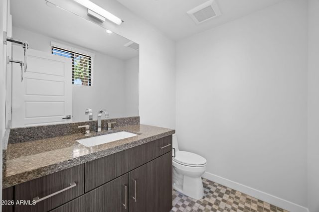 3233 N 70TH Street 1023, Scottsdale, AZ 85251