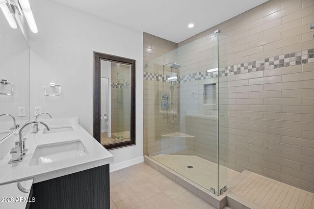 3233 N 70TH Street 1023, Scottsdale, AZ 85251