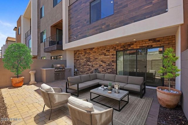 3233 N 70TH Street 1023, Scottsdale, AZ 85251