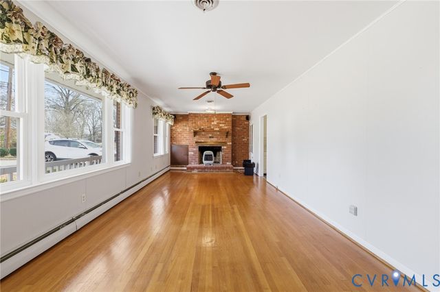 1657 Forest Glenn Cir, Chester, VA 23836