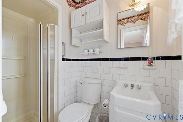 1657 Forest Glenn Cir, Chester, VA 23836