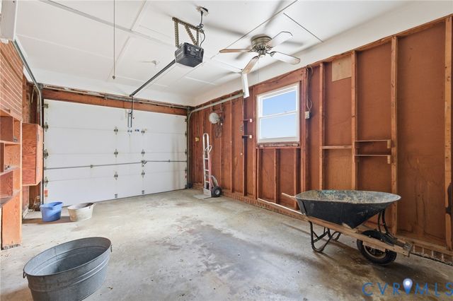 1657 Forest Glenn Cir, Chester, VA 23836