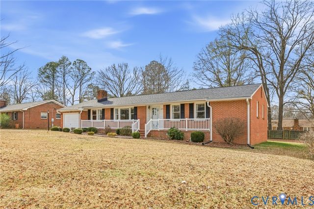 1657 Forest Glenn Cir, Chester, VA 23836