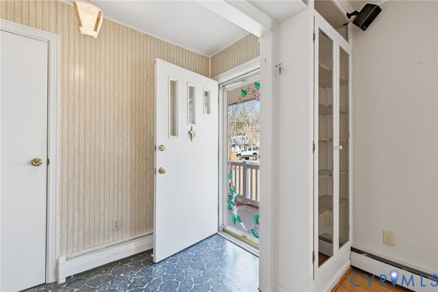 1657 Forest Glenn Cir, Chester, VA 23836