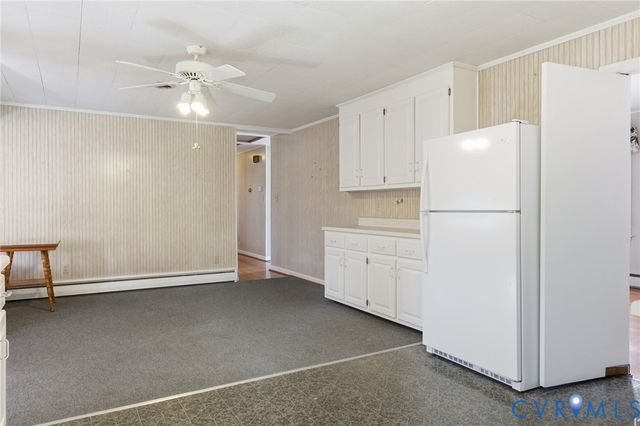 1657 Forest Glenn Cir, Chester, VA 23836