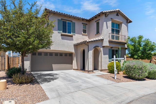 130 N BAY Drive, Gilbert, AZ 85233