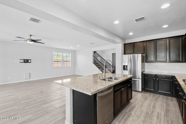 130 N BAY Drive, Gilbert, AZ 85233