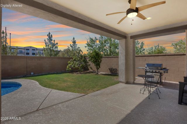 130 N BAY Drive, Gilbert, AZ 85233