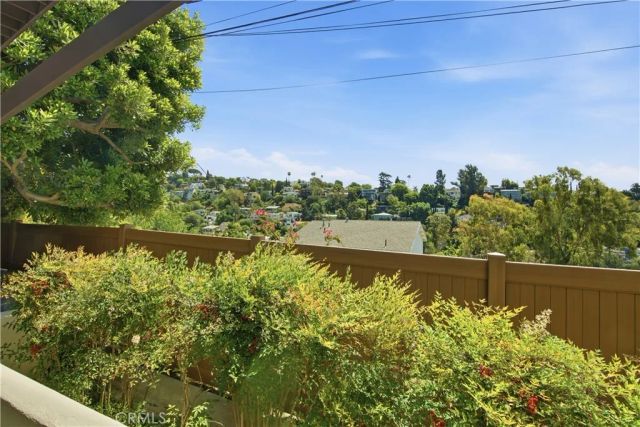 3023 Berkeley 1, Los Angeles, CA 90026