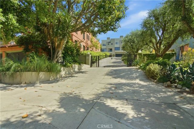 3023 Berkeley 1, Los Angeles, CA 90026