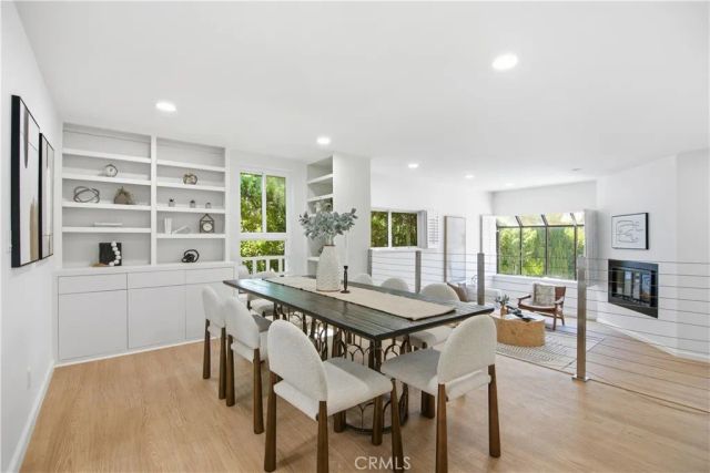 3023 Berkeley 1, Los Angeles, CA 90026