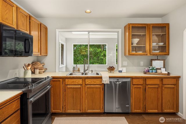 23510 NE 181st Street, Woodinville, WA 98077