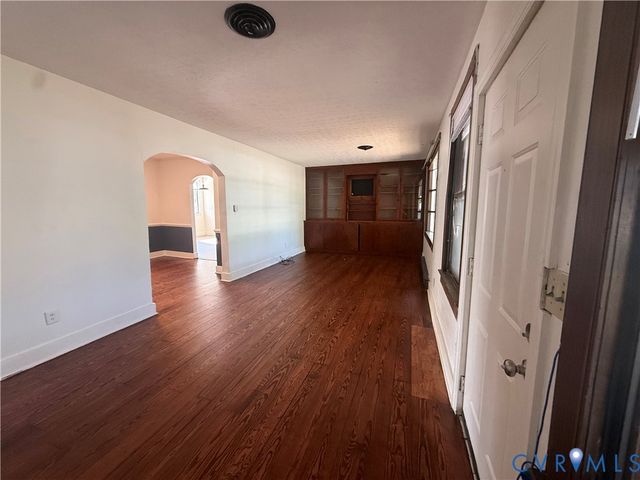 507 N 6th Ave, Hopewell, VA 23860