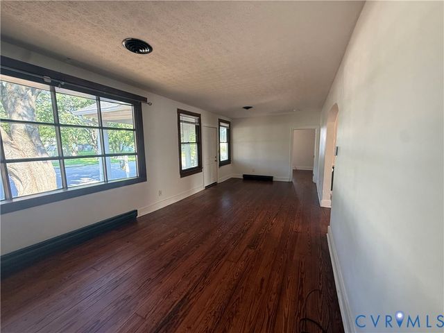 507 N 6th Ave, Hopewell, VA 23860