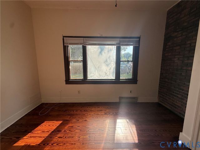 507 N 6th Ave, Hopewell, VA 23860