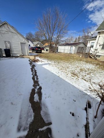 4951 N 37th STREET, Milwaukee, WI 53209