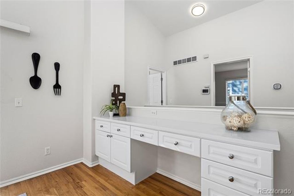 Image 12 of property listing at 9568 Wangaratta Court, Highlands Ranch, CO 80130